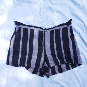 Who What Wear High Waist Black and Gray Shorts